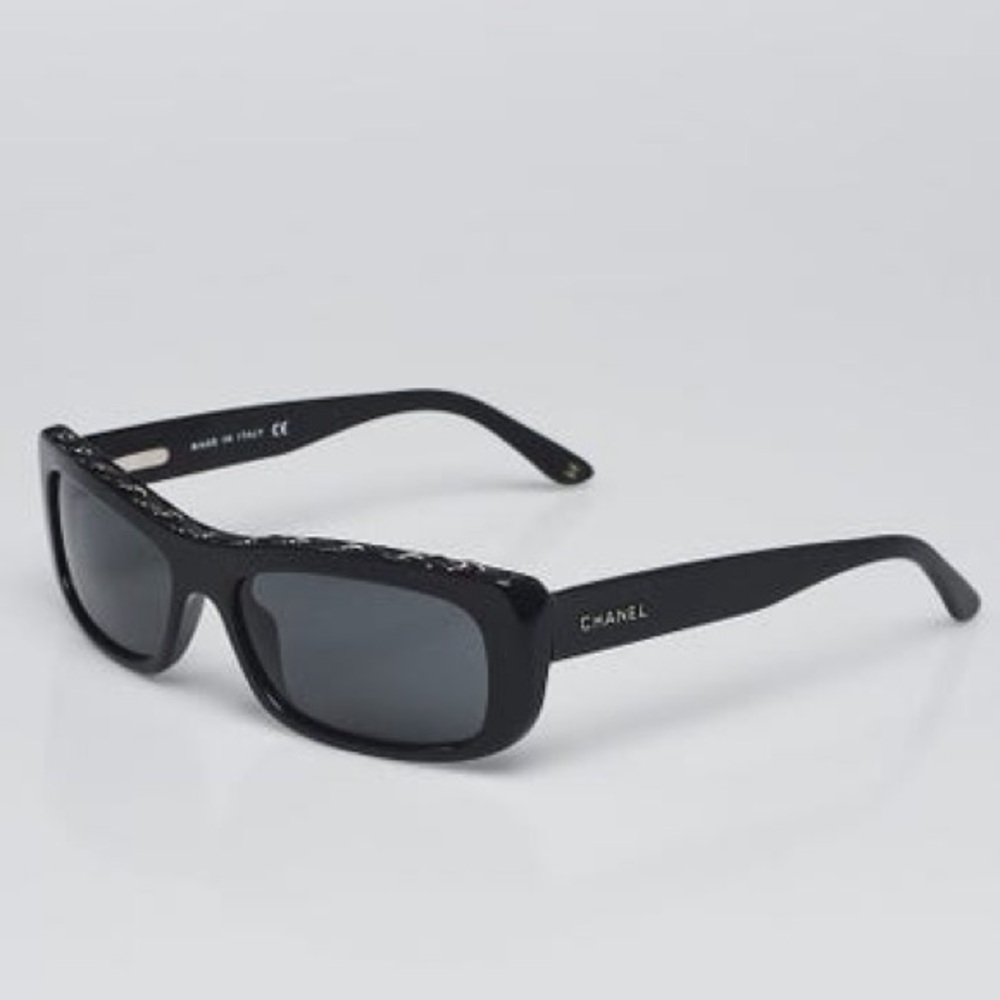 CHANEL skinny chain Black Sunglasses